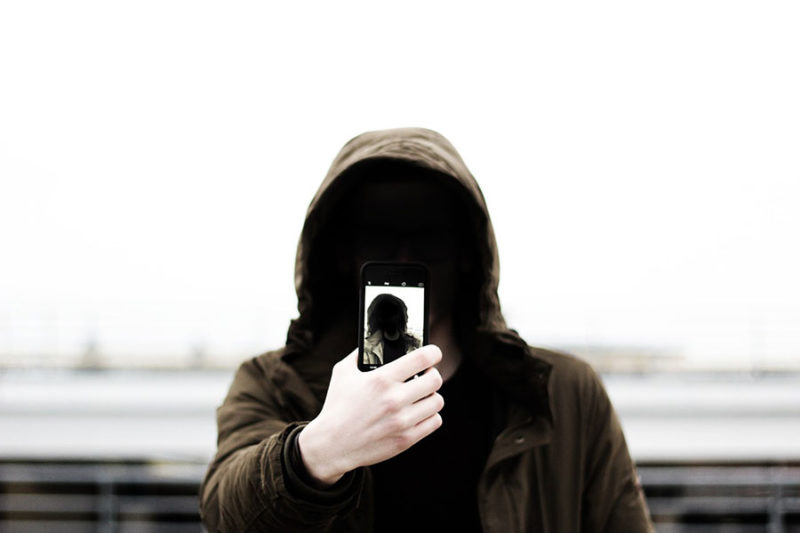 Dangers of Sexting: Why You Should Not Sext