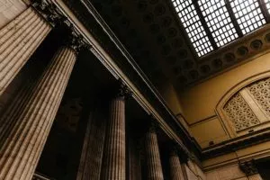 How to Choose the Right Defamation Lawyer For Your Case: What to Look For Featured Image