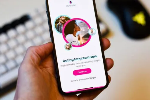 Plenty of Fish (POF) Scams: How to Spot and Avoid Catfishing, Sextortion, and More Featured Image
