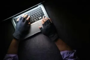 What to Do When Someone Threatens to Expose Photos of You Featured Image