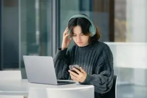 How to Stop Online Harassment Featured Image